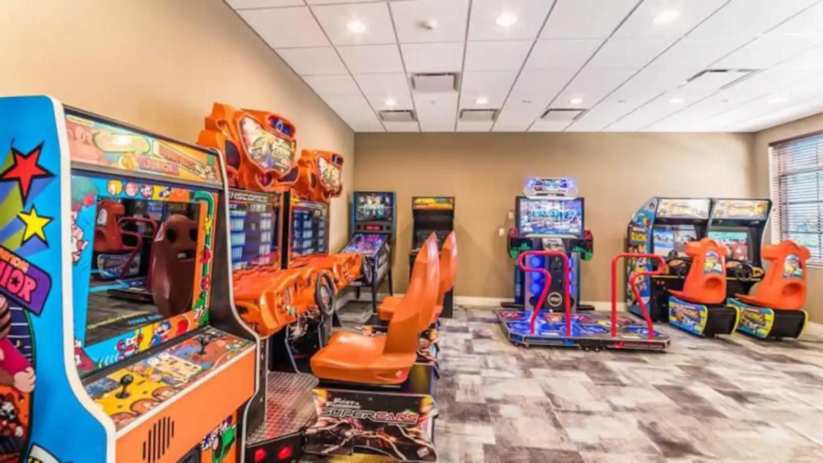 Game Room Heated Pool Anime Adventure Kissimmee Ngoại thất bức ảnh